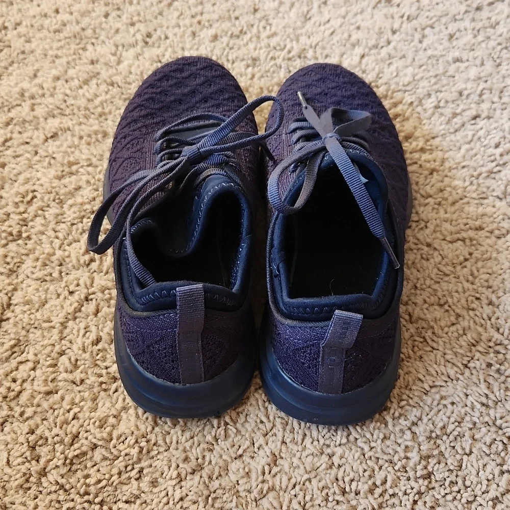 Lululemon APL techloom Phantom shoes. Midnight. Size 6. - Picture 4 of 9